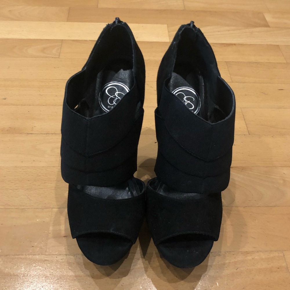 Jessica Simpson Platform heels
